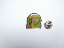 Beau Pin's , Pétanque , Bar Sur Seine , Blason , Aube - Pétanque