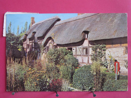 Visuel Très Peu Courant - Angleterre - Stratford Upon Avon - Anne Hathaway's Cottage - Shottery - R/verso - Stratford Upon Avon