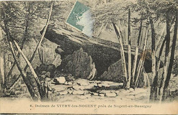 Ref 634- Haute Marne - Dolmen De Vitry Les Nogent Pres De Nogent En Bassigny - - Dolmen & Menhirs