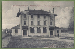 CPA - VOSGES - NEUFCHATEAU - LA NOUVELLE ECOLE DE FILLES - Petite Animation En Arrière Plan - "Photo Française" - Neufchateau