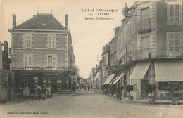 CPA FRANCE 46 "Vayrac, Avenue Uxellodunum". - Vayrac