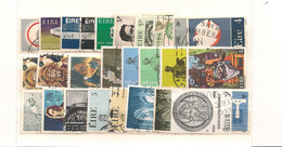 EIRE 1963/84 LOT DE TIMBRES OBLITÉRÉS CÔTE: 23,00 € - Used Stamps