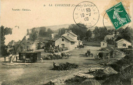 La Courtine * La Gare * Train Wagons Grue * Ligne Chemin De Fer De La Creuse - La Courtine