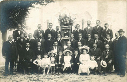 94  ABLON  ( Carte Photo ) L'Eglise Sortie De Messe Avec L'abbé Trollet - Ablon Sur Seine