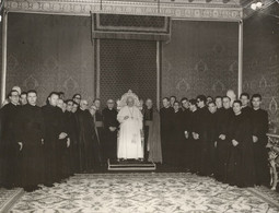 Photo 18x24 - Jean XXIII - Le 8 Mail 1961 - (Pli D'angle) - Sin Clasificación