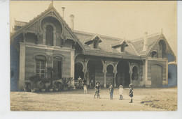 RILLIEUX LA PAPE - Belle Carte Photo Vue D'une Bâtisse Du CHÂTEAU LA PAPE Au Début Du XXème Siècle - Rillieux La Pape