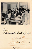 Photo De Famille Originale D’Isabelle D’Orléans Comtesse De Paris Signée En 1955 180x120mm - Gehandtekende Foto's