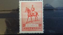 1935 Yv 102 MH A42-43 - Mint Stamps