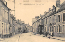 02-SISSONNE- RUE DE LA VILLE - Sissonne