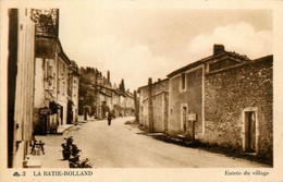 La Batie Rolland * Rue Et Entrée Du Village - Otros & Sin Clasificación