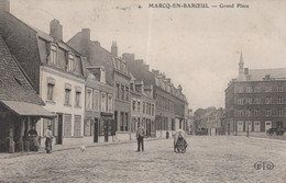 CPA - MARCQ EN BAROEUL - Grand Place - Marcq En Baroeul