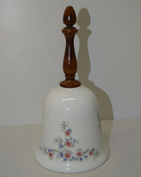 ANCIENNE CLOCHE De TABLE En PORCELAINE  BAREUTHER BAVARIA MANCHE BOIS COLLECTION DECO VITRINE XXe - Glocken