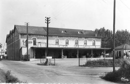 30 - Générac - Cave Coopérative - Remoulins