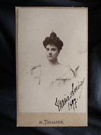Photo CDV  Thillier à Angers  Portrait Jeune Femme (Marie Louise 1897) - L546 - Alte (vor 1900)
