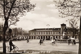 Cartolina - Vercelli - Piazza Roma - Stazione F.F. S.S. - 1960 Ca. - Vercelli