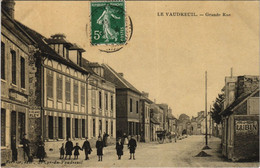 CPA LE VAUDREUIL Grande Rue (809629) - Le Vaudreuil