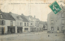 CPA FRANCE 23 "Bellegarde, Le Treix, Place Du Champ De Foire". - Bellegarde