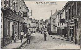 44  Pontchateau  -  La Rue Des Halles Vers Le Nord - Pontchâteau