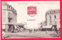 35 - PARAME---Le Carrefour De Rochebonne---Hotel----animé - Parame
