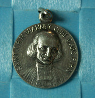 Vieille Medaille - Saint Jean Baptiste Vianney ( Saint Curé D'Ars) , France Avec Sceau - Religion &  Esoterik