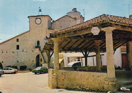 LAROQUE-TIMBAUT - La Halle Et La Porte De L'Horloge - Laroque Timbault