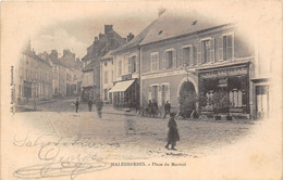 45-MALESHERBES- PLACE DU MARTROI - Malesherbes