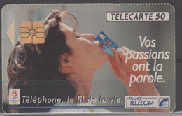 TELECARTE F239 DENTELEE EN HAUT - 1992