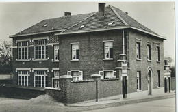 Leerbeek - Gemeentehuis En School - Gooik