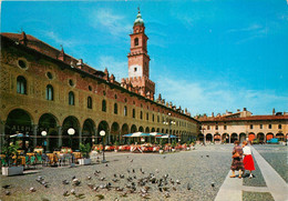 CPSM Vigevano-Piazza Ducale       L524 - Vigevano