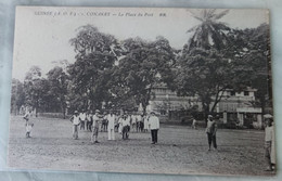 Guinée - CONAKRY - La Place Du Port - Guinea