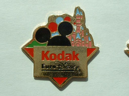 PIN'S EURODISNEY KODAK - Disney