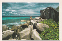 A4425- Les Rochers De La Digue, The Rocks Of The Digue, Seychelles - Seychellen