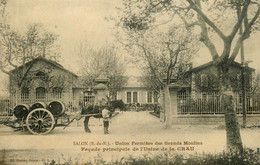 Salon De Provence * Union Fermière Des Grands Moulins , Façade De L'Usine De La CRAU Crau * Attelage Cheval Tonneaux - Salon De Provence