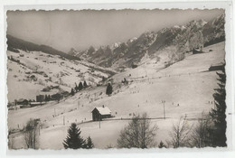 74 Haute Savoie La Clusaz Terrain De Ski Du Champ Bleu Et Chaine Des Aravis - La Clusaz