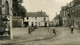 Mauves Sur Loire * Débit De Tabac Tabacs , La Place Devant L'église * A La Gerbe De Blé L. PAGEAU * Commerces Magasins - Mauves-sur-Loire