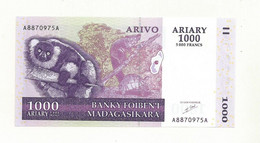 BILLET NEUF MADAGASCAR ANNEE 2004 1000 ARIARY  THEME LEMURIENS. - Madagascar