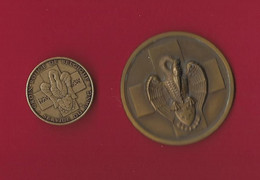 2 Médailles Croix-Rouge De Belgique - Professionali / Di Società