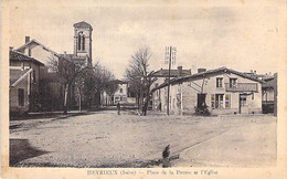 38 - HEYRIEUX : Place De La Paume Et L'Eglise - CPA Village ( 4.650 Habitants) - Isère - Other Municipalities