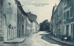 CPA FRANCE 63 " Le Vernet - La - Varenne, Grande Rue" - Other Municipalities