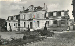 CPSM FRANCE 78 "Le Chesnay, La Mairie" - Le Chesnay