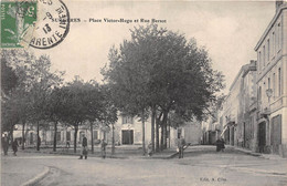 17-SURGERES- PLACE VICTOR-HUGO ET RUE BERSOT - Surgères