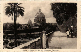 CPA AK ROMA Papa Pio XI Nel Giardino Vaticano ITALY (551907) - Parques & Jardines