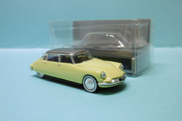 Norev - CITROEN DS 19 1958 Jaune Neuf NBO HO 1/87 - Véhicules Routiers