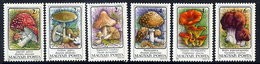 HUNGARY 1986 Poisonous Fungi  MNH /**.  Michel 3871-76 - Ungebraucht