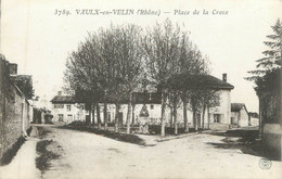 CPA FRANCE 69 " Vaulx En Velin, Place De La Croix " - Vaux-en-Velin