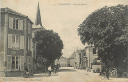 CPA FRANCE 88 " Dompaire, Rue Gambetta" - Dompaire