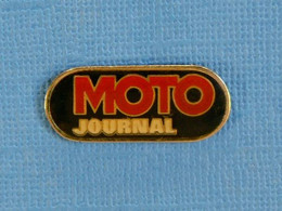 1 PIN'S //  ** PRESSE / MOTO JOURNAL / MAGAZINE BIMESTRIEL FRANÇAIS ** - Motos