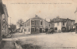 VAYRES  -  Avenue De La Gare Et L'Hôtel Des Postes à L'angle De La Route De Bordeaux - Other Municipalities