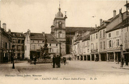 Saint Dié * Place Jules Ferry - Saint Die