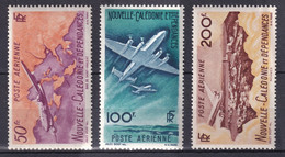 NELLE CALEDONIE - 1948 - POSTE AERIENNE - YVERT N°61/63 * MLH - COTE Pour * = 38.5 EUR - Neufs